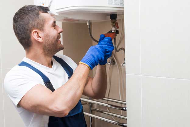 A Guide to Choosing the Right Plumber for Your Needs